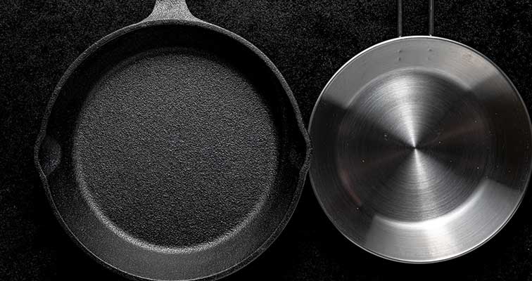 Carbon Steels Vs Cast Iron Pans: Which one is better?