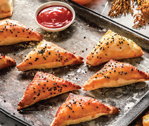 Tikka Pizza Triangles