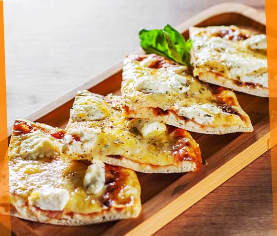 5 Ingredient Pita Pizza