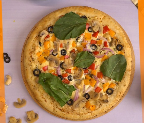 Cashew Cream & Mix Veggie Pizza